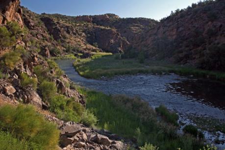 where to fly fishing